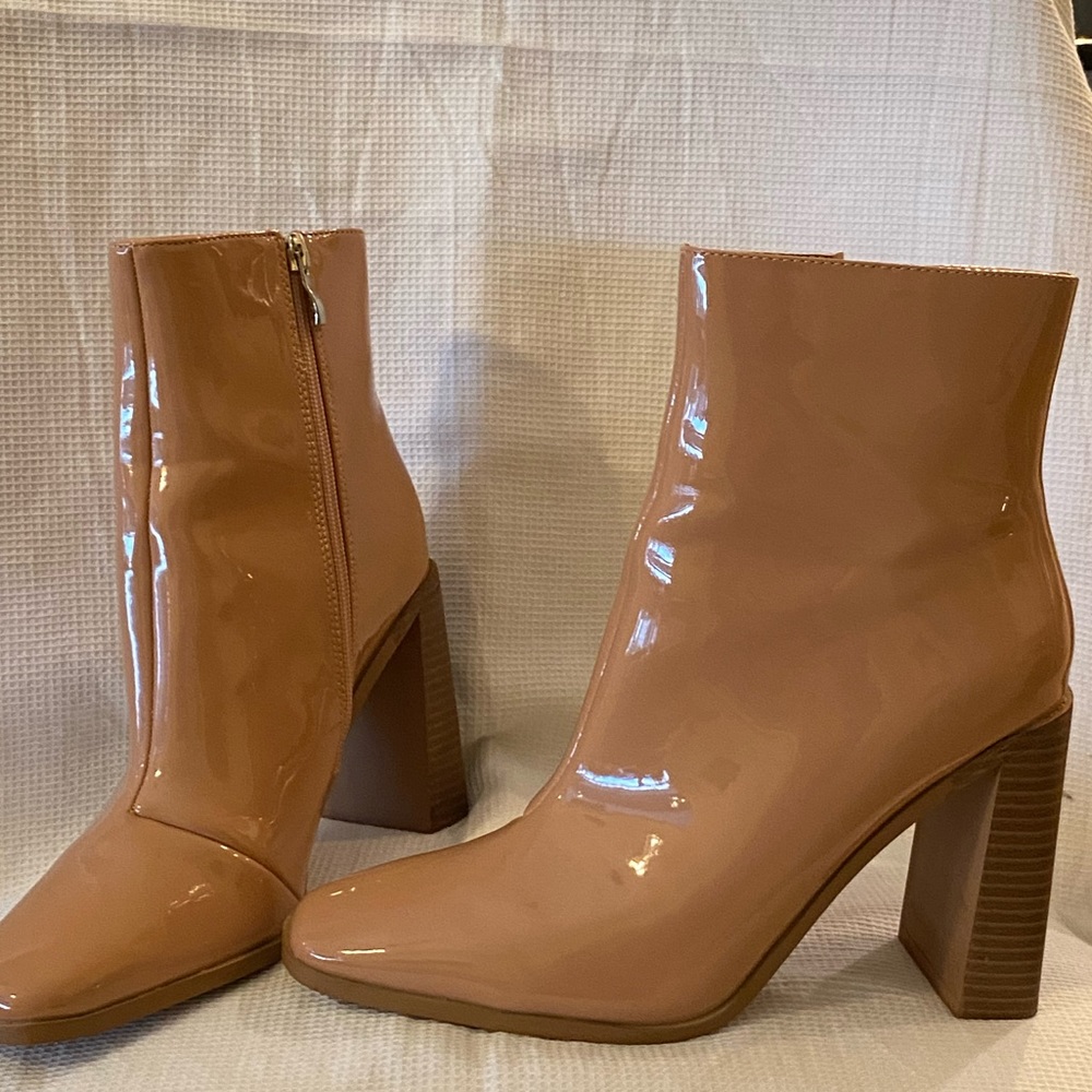 Boots size UK 5 EU 39 US 7 pink tan color